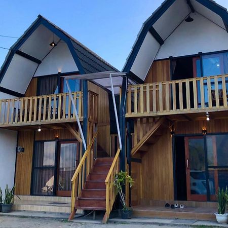 Villa Madinna Dieng Diyeng Buitenkant foto