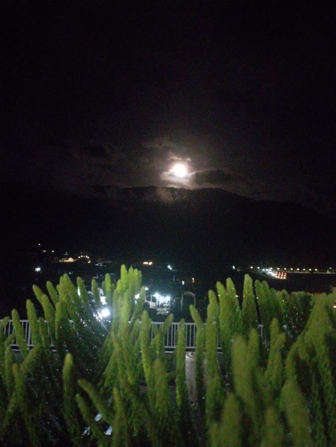 Villa Madinna Dieng Diyeng Buitenkant foto