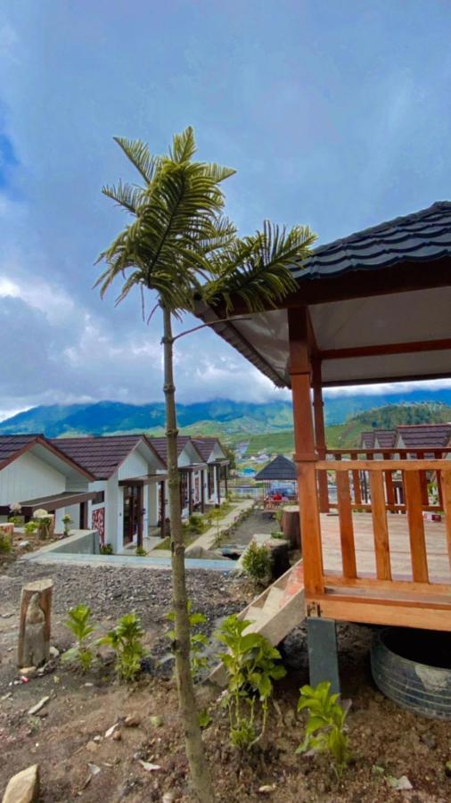 Villa Madinna Dieng Diyeng Buitenkant foto