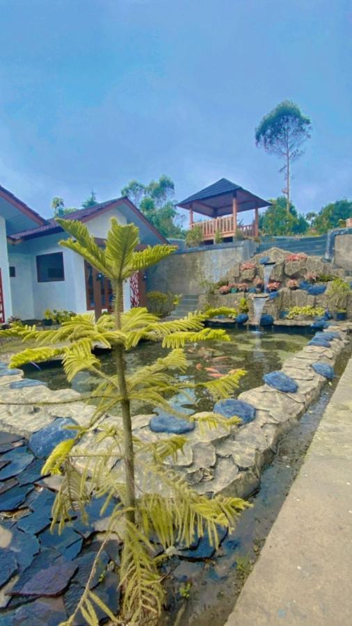 Villa Madinna Dieng Diyeng Buitenkant foto