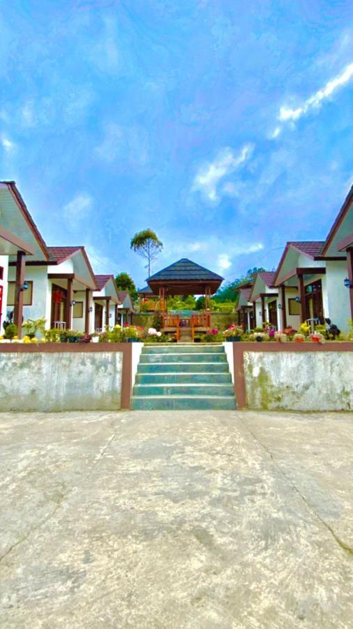 Villa Madinna Dieng Diyeng Buitenkant foto